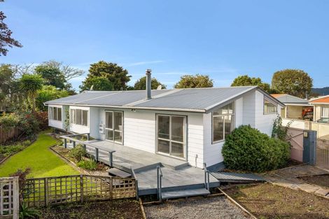 Photo of property in 70 Main Street, Edgecumbe, 3120