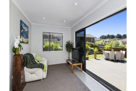 Photo of property in 1 Lochside Lane, Pokeno, 2402