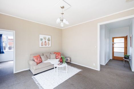 Photo of property in 3 Koromiko Avenue, Roslyn, Palmerston North, 4414