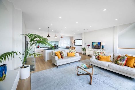 Photo of property in 12 Moki Place, Long Bay, Auckland, 0630