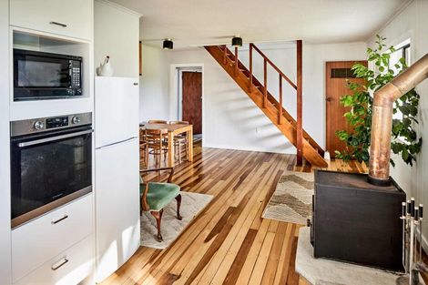 Photo of property in 25 Paekakariki Hill Road, Pauatahanui, Porirua, 5381