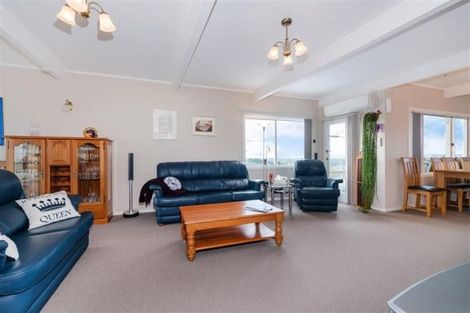 Photo of property in 221 Royal Road, Massey, Auckland, 0614