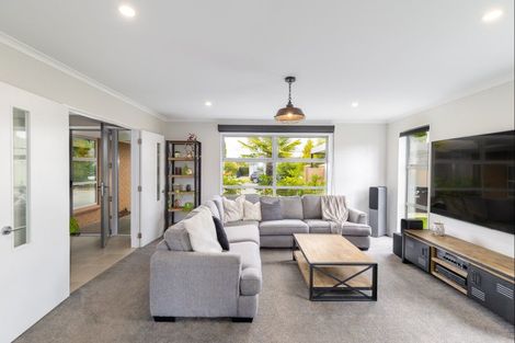 Photo of property in 112 Metehau Street, Marshland, Christchurch, 8083