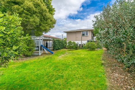 Photo of property in 8 Wanaka Place, Glenview, Hamilton, 3206