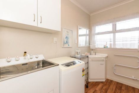 Photo of property in 35 Redwood Street, Blenheim, 7201