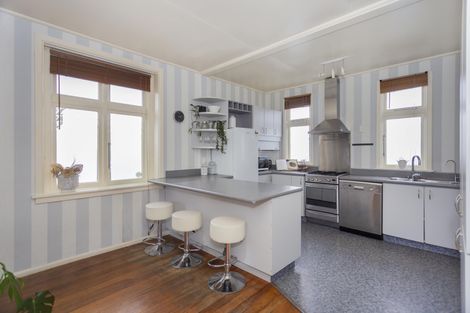 Photo of property in 48 Ure Street, South Hill, Oamaru, 9400