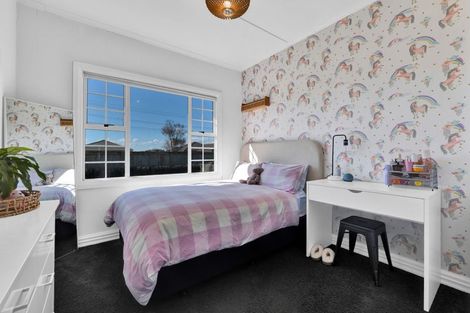 Photo of property in 11 Fantham Street, Hawera, 4610