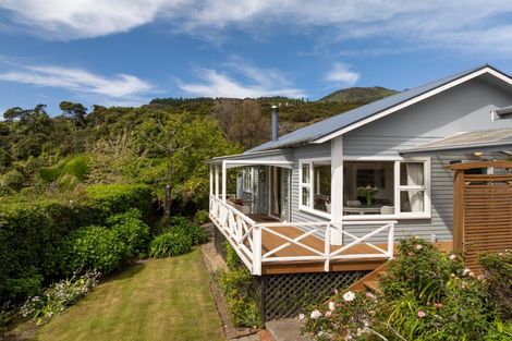 Photo of property in 8 Percy Street, Akaroa, 7520