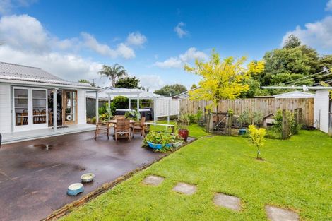 Photo of property in 32 Marshall Street, Fairfield, Hamilton, 3214