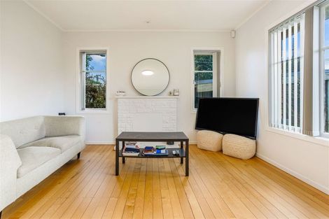 Photo of property in 20 Wilsher Crescent, Henderson, Auckland, 0612