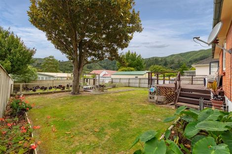 Photo of property in 29 Hay Street, Naenae, Lower Hutt, 5011