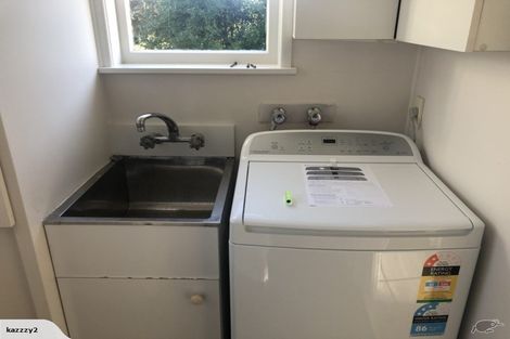 Photo of property in 2 Elgin Place, Red Beach, 0932