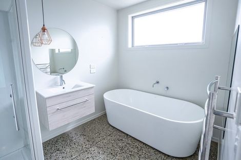 Photo of property in 11 Stowell Drive, Cromwell, 9310