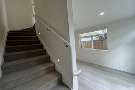 Photo of property in 3/2 Moor Avenue, Te Atatu Peninsula, Auckland, 0610