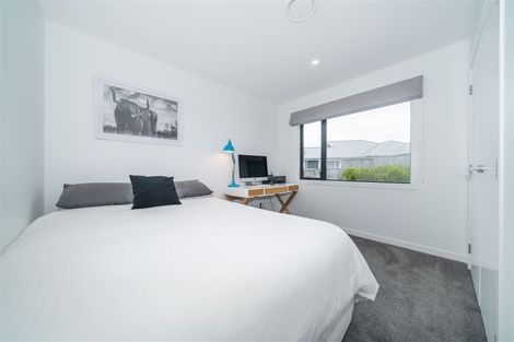 Photo of property in 21 Silicon Way, Fitzherbert, Palmerston North, 4410