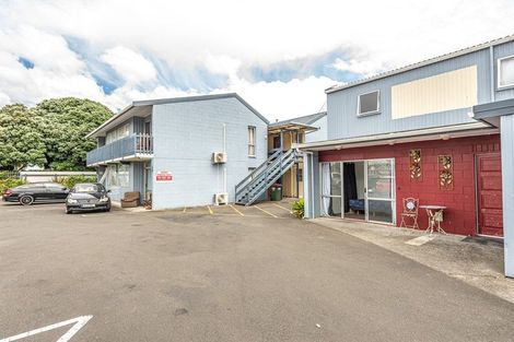 Photo of property in 1 Hurworth Place, College Estate, Whanganui, 4500