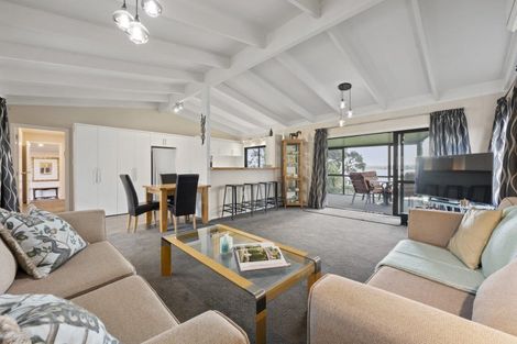 Photo of property in 8 First Avenue, Glenbrook, 2681