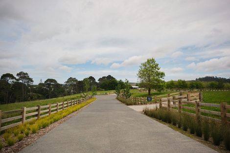 Photo of property in 2 Ada Lane, Riverhead, 0793