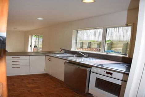 Photo of property in 13 Noel Williams Place, Windsor Park, Auckland, 0630