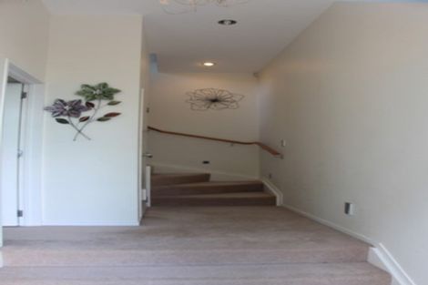 Photo of property in 16c Arahia Street, Northcote, Auckland, 0627