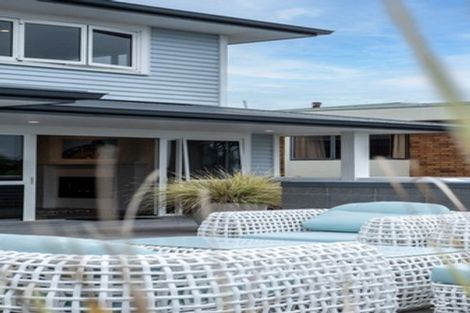 Photo of property in 152 Oceanview Road, Mount Maunganui, 3116