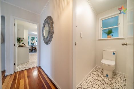 Photo of property in 41 Bird Grove, Stokes Valley, Lower Hutt, 5019