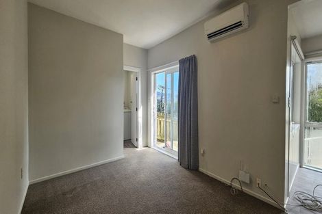 Photo of property in 43 Palliser Road, Roseneath, Wellington, 6011