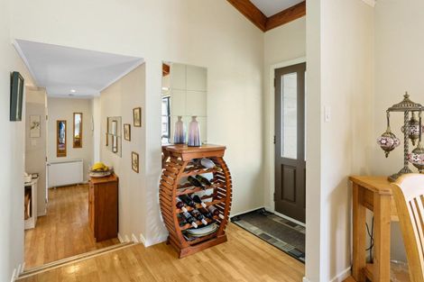 Photo of property in 128 Rahui Road, Otaki, 5512