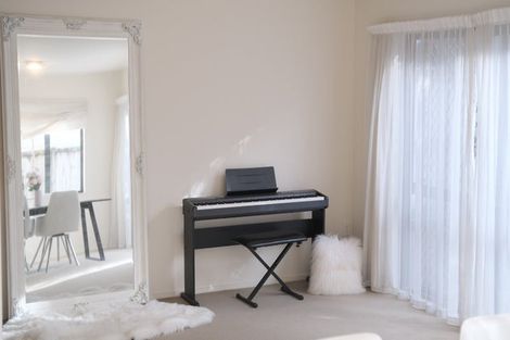 Photo of property in 29 Kelvin Hart Drive, East Tamaki, Auckland, 2013