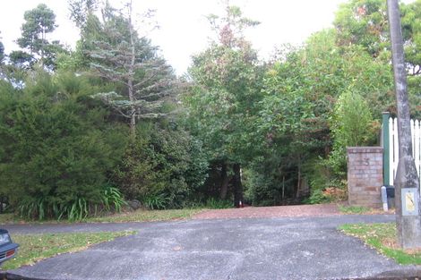 Photo of property in 3 Fitzpatrick Place, Chatswood, Auckland, 0626