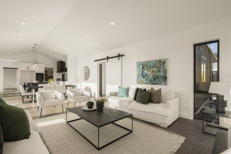 Photo of property in 10 Kerr Crescent, Patumahoe, 2679