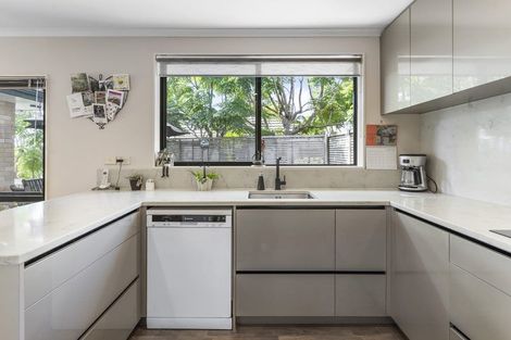 Photo of property in 61 Motutapu Avenue, Manly, Whangaparaoa, 0930