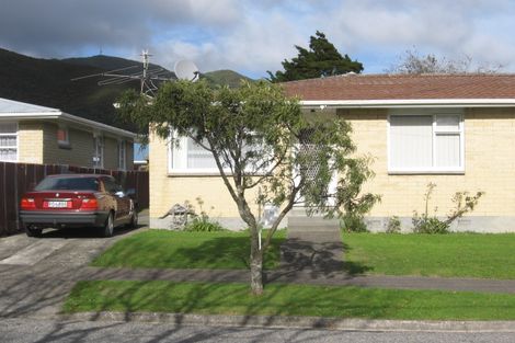 Photo of property in 10 Langford Street, Naenae, Lower Hutt, 5011