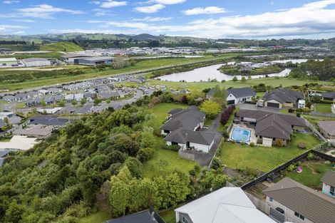 Photo of property in 41 Mortlake Heights, Pyes Pa, Tauranga, 3112