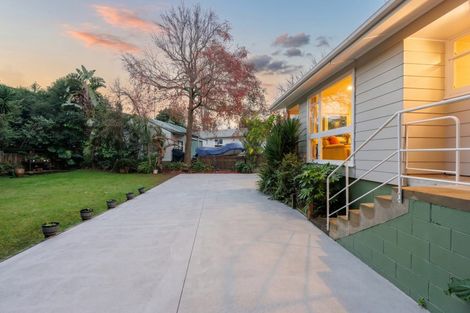 Photo of property in 59 Oreil Avenue, West Harbour, Auckland, 0618