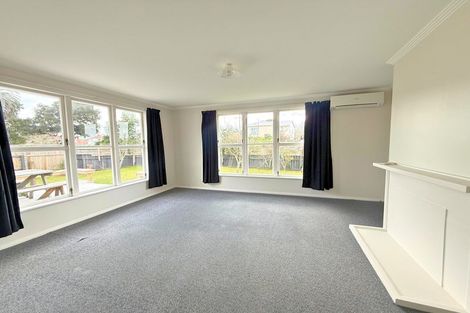 Photo of property in 16 Burns Street, Tawhero, Whanganui, 4501