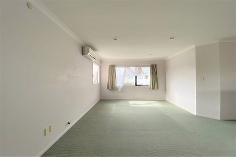 Photo of property in 102b Meadowland Drive, Somerville, Auckland, 2014