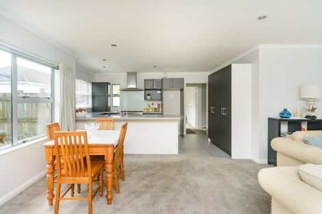 Photo of property in 28a South Street, West End, Palmerston North, 4410