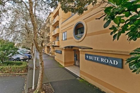 Photo of property in 1/51 Rangitoto Terrace, Milford, Auckland, 0620