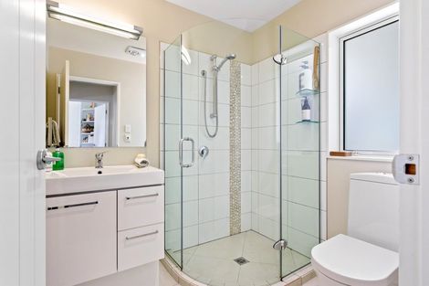 Photo of property in 1 Manuwai Road, Torbay, Auckland, 0630