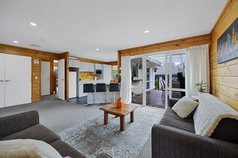 Photo of property in 12 Frank Frethey Place, Highlands Park, New Plymouth, 4312