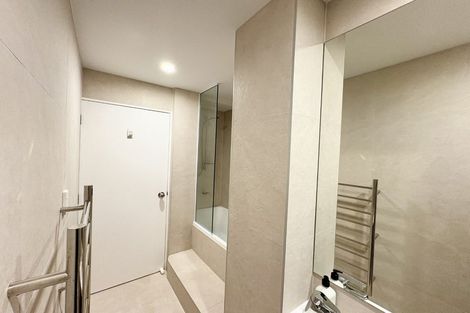 Photo of property in 2/1 Vivian Street, Te Aro, Wellington, 6011