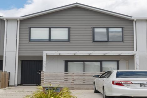 Photo of property in 39a Soaring Bird Drive, Takanini, 2112