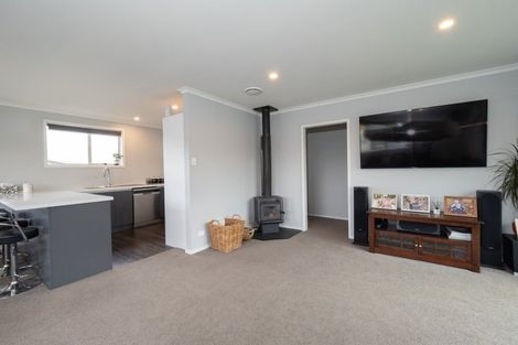 Photo of property in 37 Graham Street, Tinwald, Ashburton, 7700