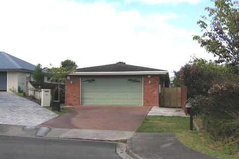Photo of property in 2/21 Sailfish Drive, West Harbour, Auckland, 0618