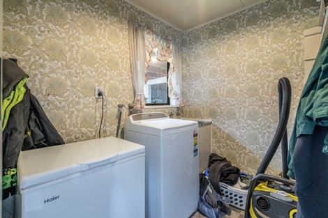 Photo of property in 59 Elles Road, Otautau, 9610