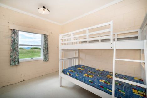 Photo of property in 66 Tindalls Bay Road, Tindalls Beach, Whangaparaoa, 0930