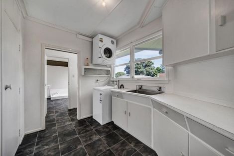 Photo of property in 161 South Road, Hawera, 4610