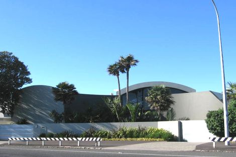 Photo of property in 39 Kitchener Road, Takapuna, Auckland, 0620