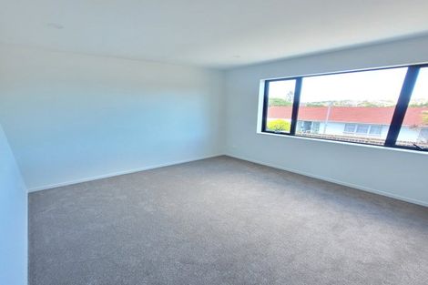 Photo of property in 76c Chartwell Avenue, Glenfield, Auckland, 0629